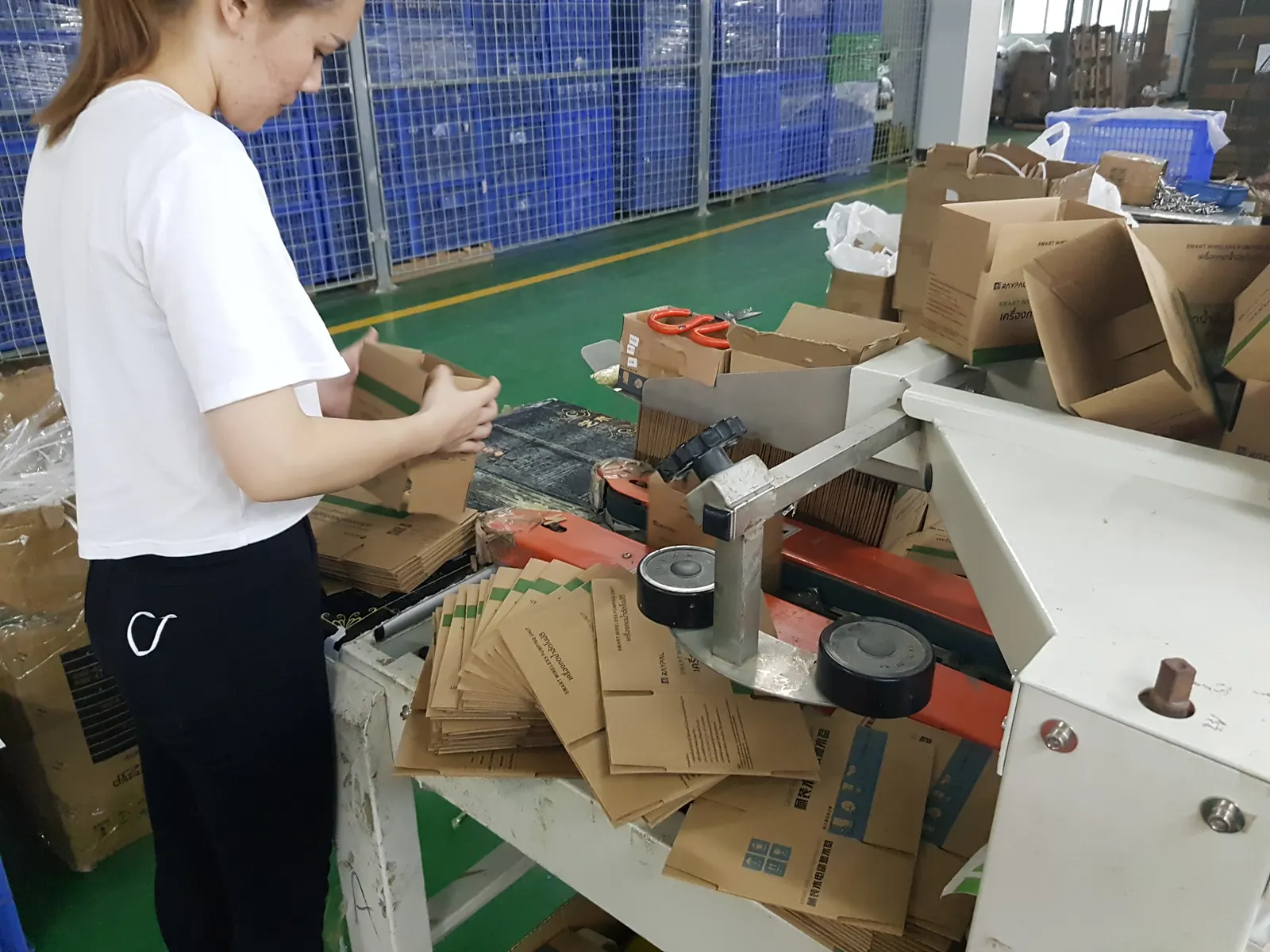 Retail packaging and carton packing line