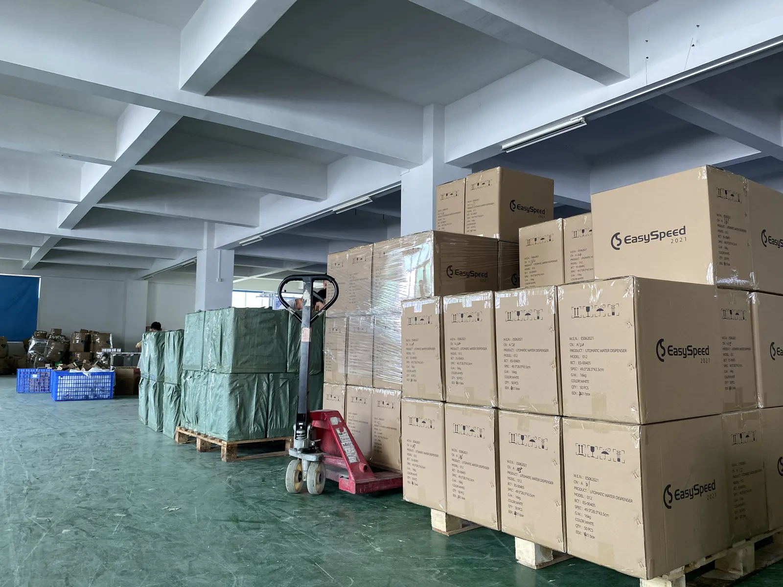 Warehouse storage for finished goods and components